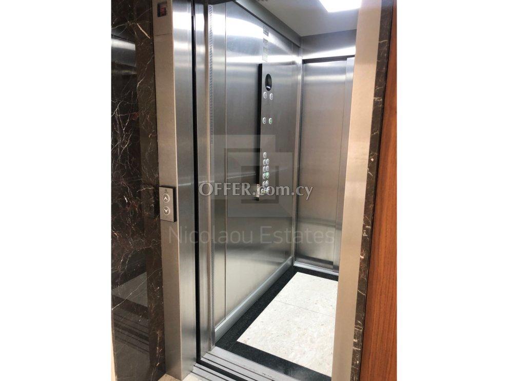 Beautiful two bedroom apartment with fireplace on a brand new buidling just opossite the park in Acropoli: https://www.offer.com.cy/en/beautiful-two-bedroom-apartment-with-fireplace-on-a-brand-new-buidling-just-opossite/21-712130/ (www.offer.com.cy)