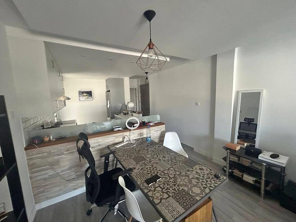 3 bedroom apartment re sale: https://www.facebook.com/marketplace/item/685899487131936 (www.facebook.com)