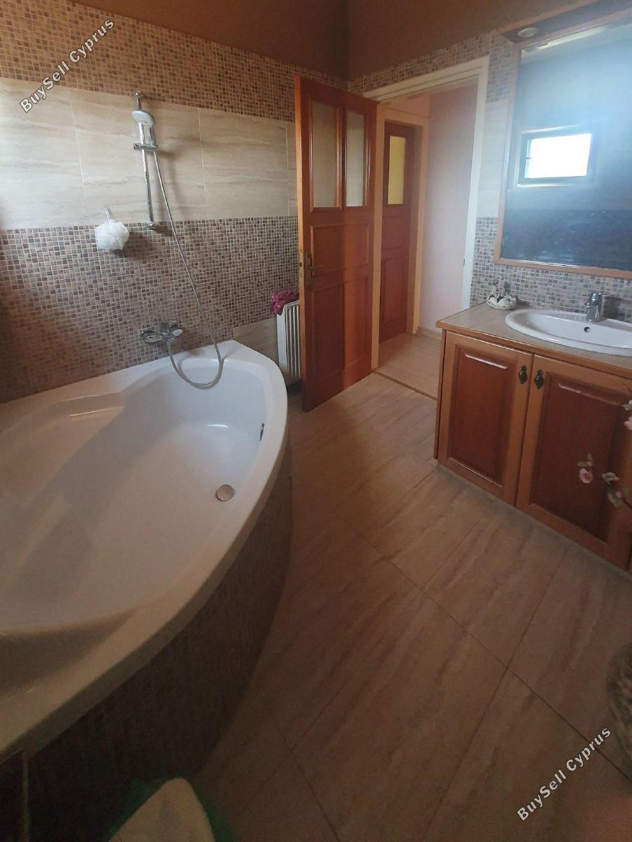 5 Bedroom Detached house for sale in Pervolia, Larnaca: https://www.buysellcyprus.com/property-for-sale/larnaca/pervolia/5-bed-detached-house-for-sale-pervolia-larnaca-1796724.html (www.buysellcyprus.com)