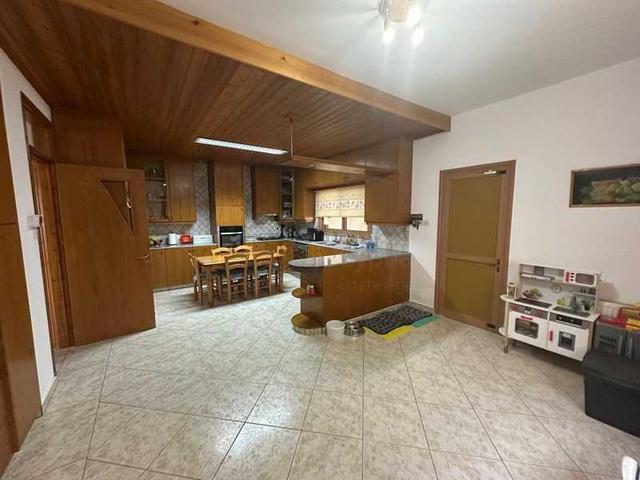 4-bedroom semi-detached for sale: https://www.bazaraki.com/adv/5789386_4-bedroom-semi-detached-for-sale (www.bazaraki.com)
