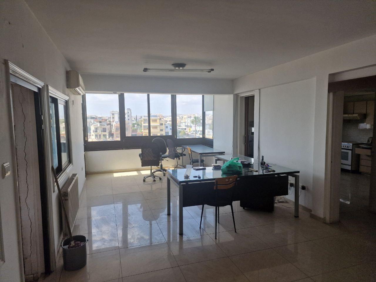 Office in Larnaca №154227: https://dom.com.cy/en/catalog/rent/154227/ (dom.com.cy)