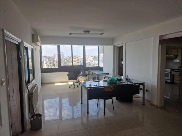 Office in Larnaca №154227: https://dom.com.cy/en/catalog/rent/154227/ (dom.com.cy)