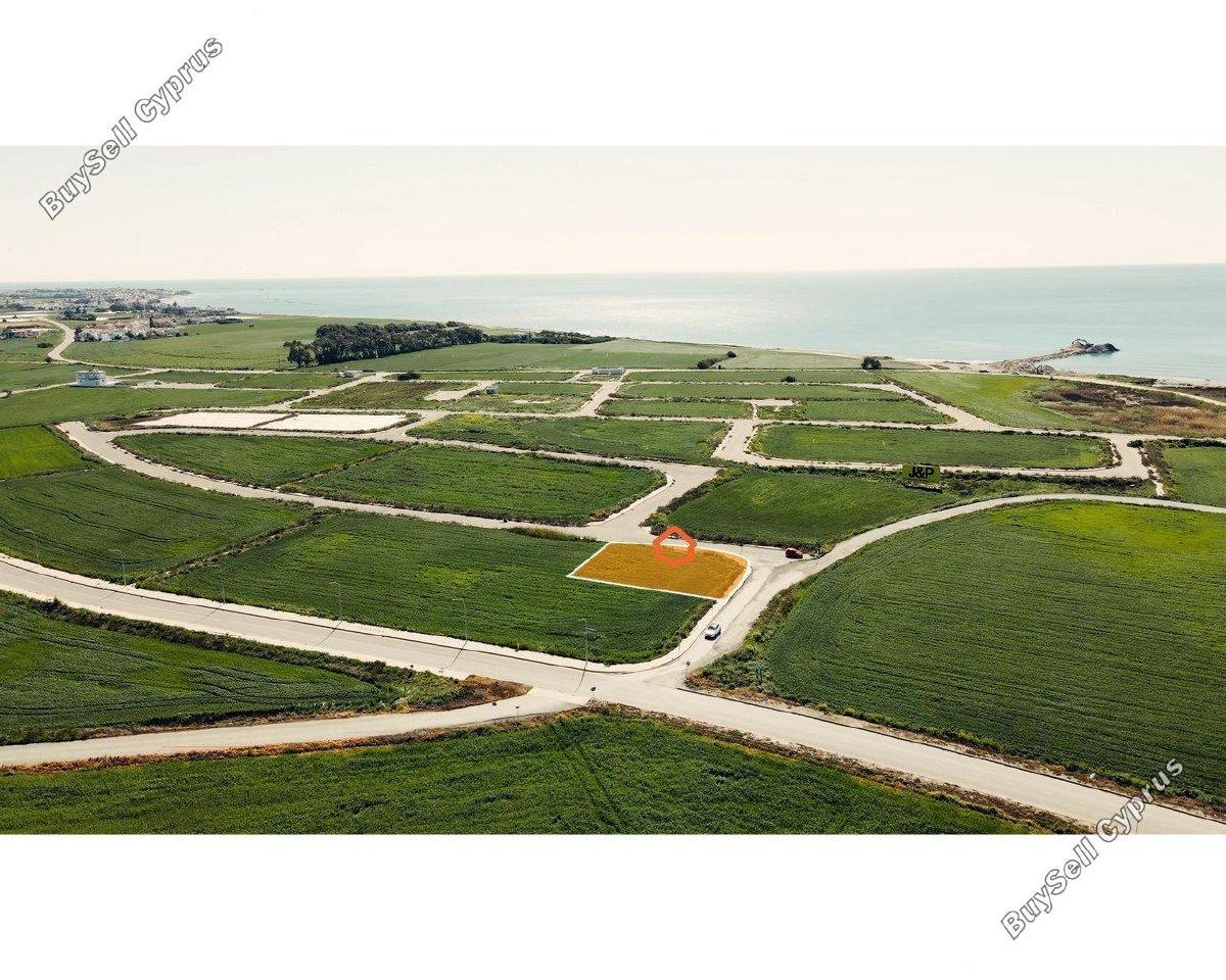 755 SQM Plot for sale in Kiti, Larnaca: https://www.buysellcyprus.com/property-for-sale/larnaca/kiti/plot-for-sale-kiti-larnaca-1793999.html (www.buysellcyprus.com)