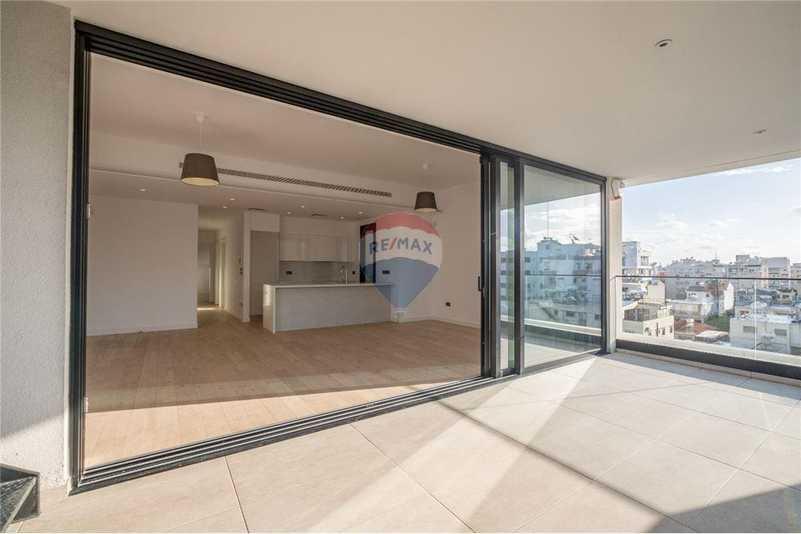 3-bedroom penthouse for sale: https://www.bazaraki.com/adv/5798073_3-bedroom-penthouse-for-sale (www.bazaraki.com)