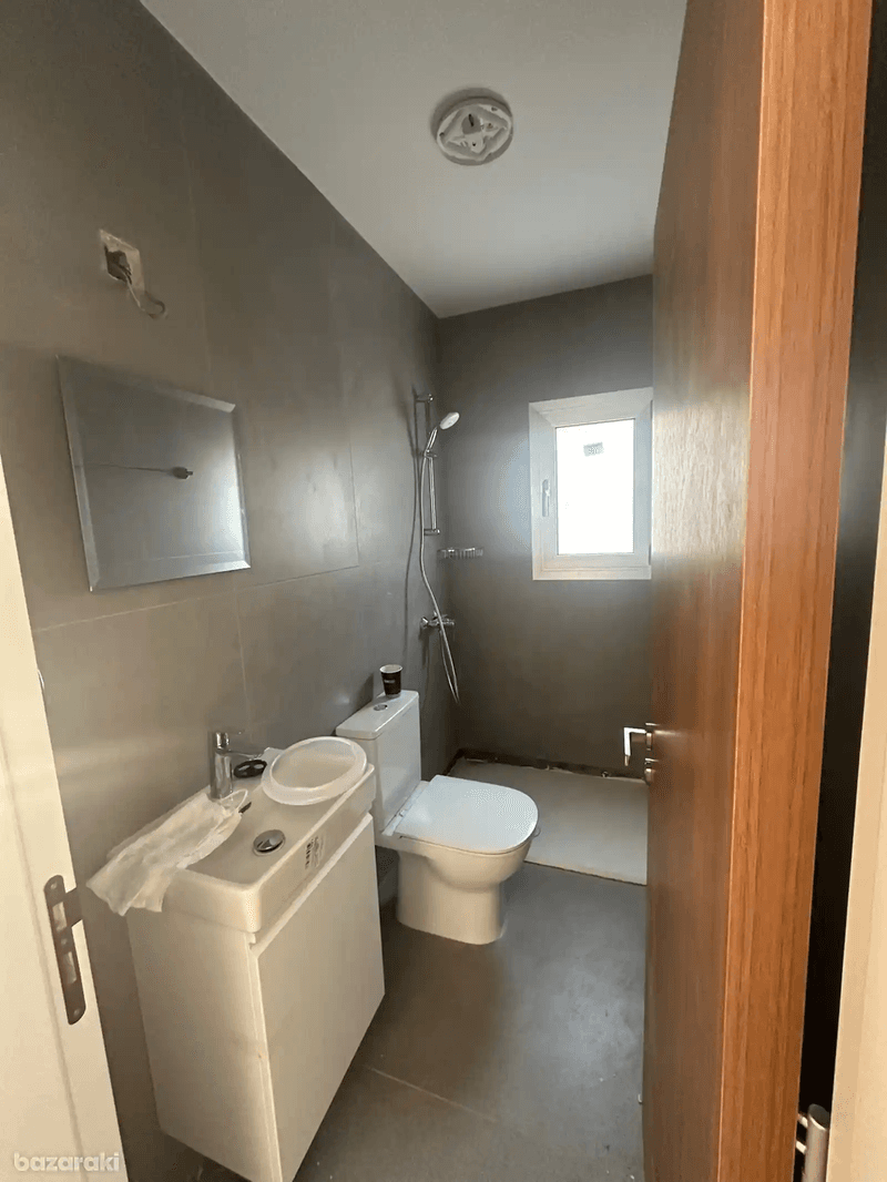 2-bedroom apartment to rent: https://www.bazaraki.com/adv/5798698_2-bedroom-apartment-to-rent (www.bazaraki.com)