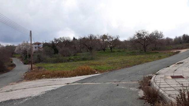 Residential land 4014 m²: https://www.bazaraki.com/adv/5788856_residential-land-4014-m2 (www.bazaraki.com)