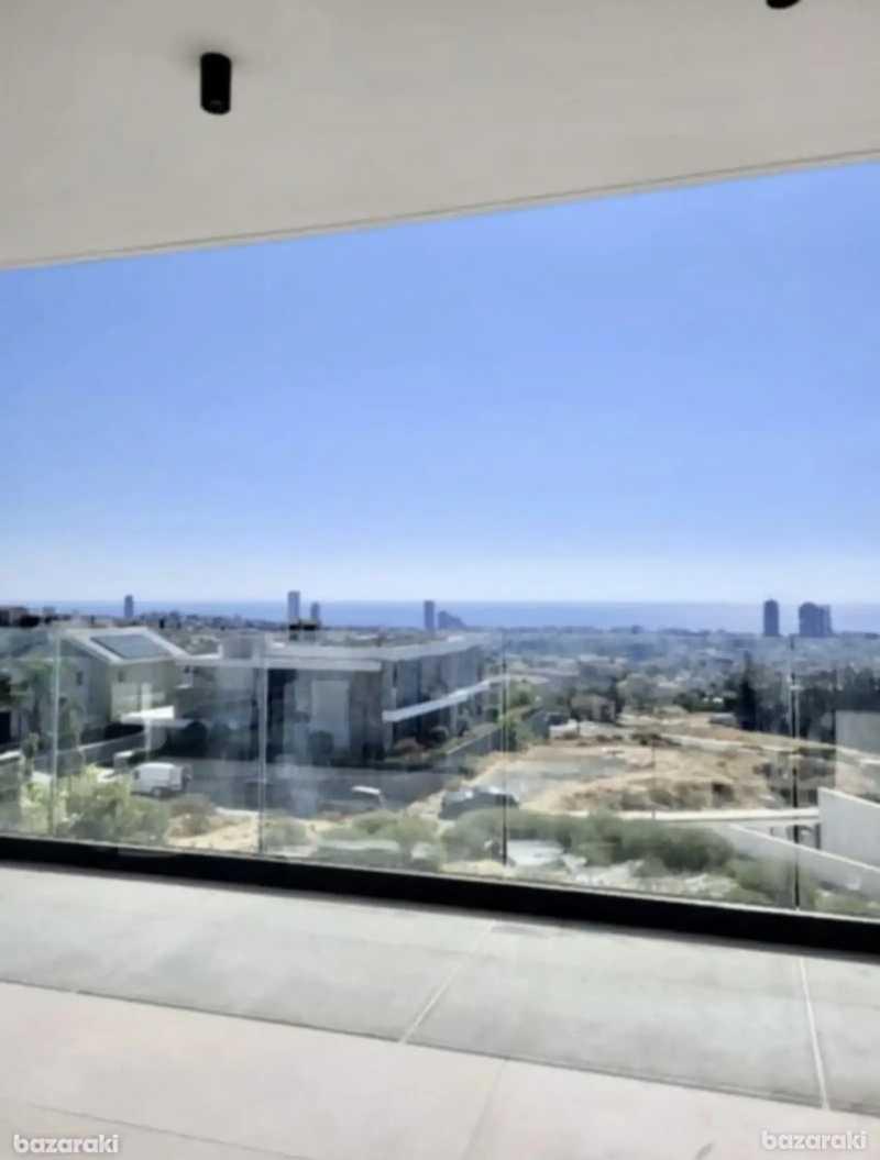 2-bedroom apartment to rent: https://www.bazaraki.com/adv/5795092_2-bedroom-apartment-to-rent (www.bazaraki.com)