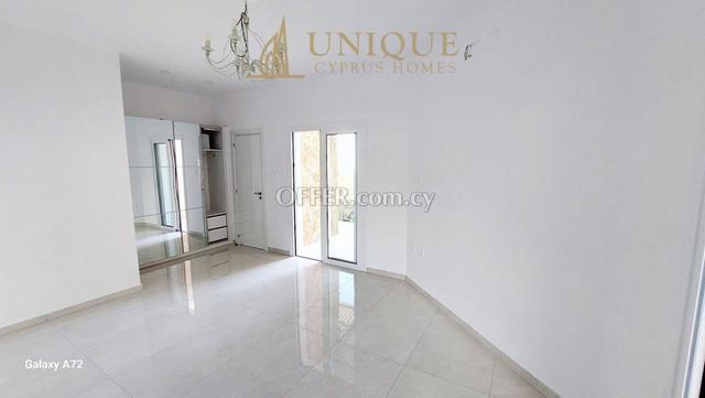 Charming 3 Bedrooms Detached House with Breathtaking views: https://www.offer.com.cy/en/charming-3-bedrooms-detached-house-with-breathtaking-views/21-816978/ (www.offer.com.cy)