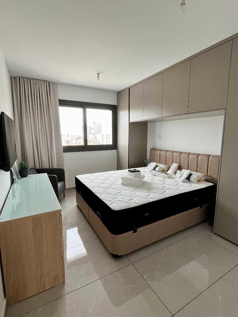 3-bedroom penthouse to rent: https://www.bazaraki.com/adv/5794730_3-bedroom-penthouse-to-rent (www.bazaraki.com)