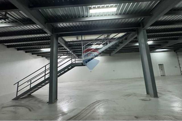 Prime industrial warehouse in aradippou: https://www.bazaraki.com/adv/5789318_prime-industrial-warehouse-in-aradippou (www.bazaraki.com)