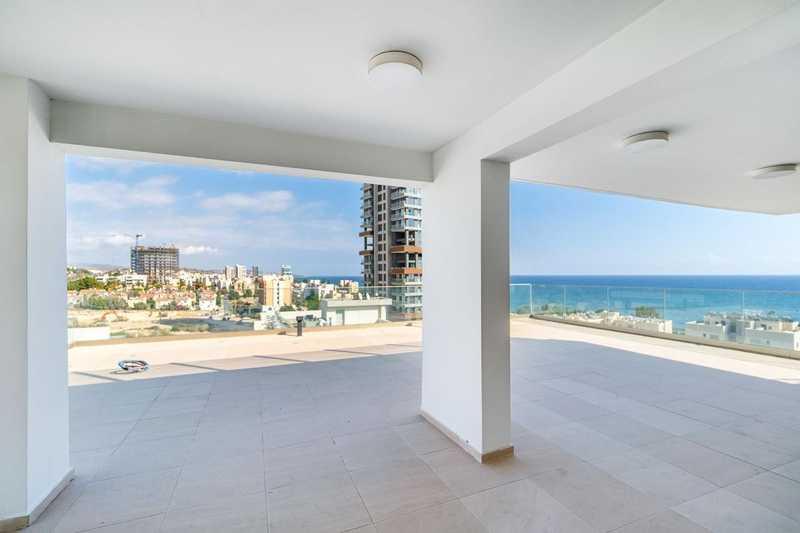 3-bedroom penthouse for sale: https://www.bazaraki.com/adv/5765607_3-bedroom-penthouse-for-sale (www.bazaraki.com)