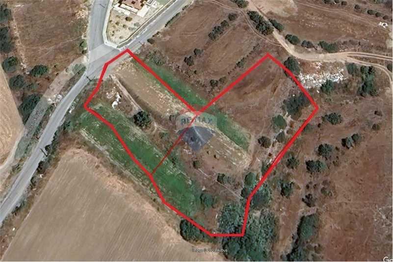 Residential land 5467 m²: https://www.bazaraki.com/adv/5798071_residential-land-5467-m2 (www.bazaraki.com)