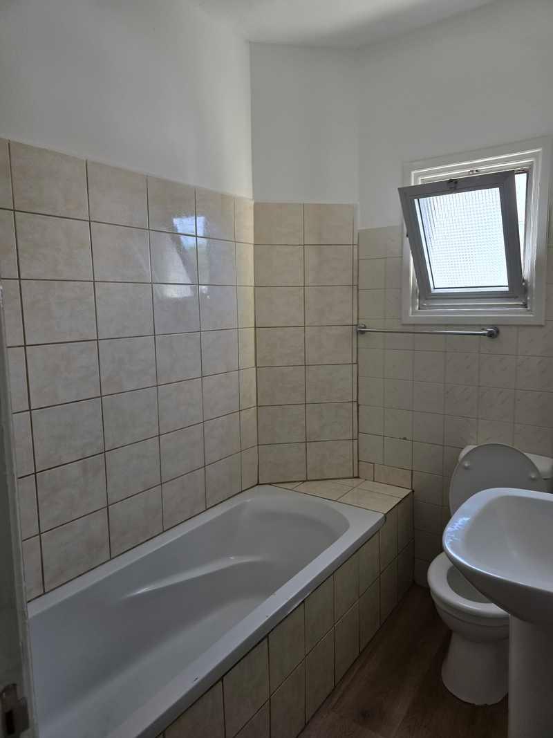 3-bedroom apartment to rent: https://www.bazaraki.com/adv/5791515_3-bedroom-apartment-to-rent (www.bazaraki.com)
