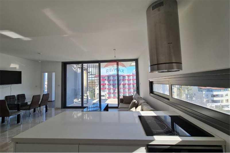3-bedroom penthouse for sale: https://www.bazaraki.com/adv/5797859_3-bedroom-penthouse-for-sale (www.bazaraki.com)