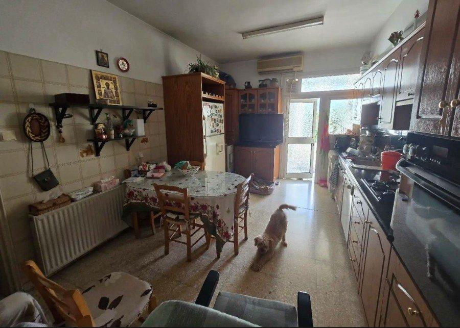 For Sale, Three-Bedroom Semi-Detached House in Pallouriotissa: https://www.offer.com.cy/en/for-sale-three-bedroom-semi-detached-house-in-pallouriotissa/21-816794/ (www.offer.com.cy)