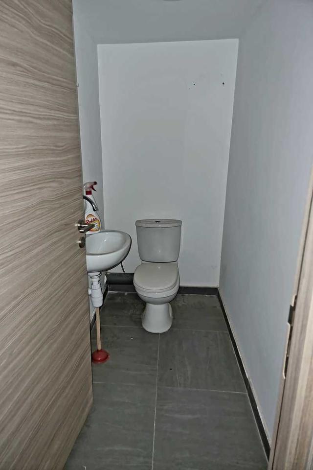 Prime ground floor shop for rent centre of nicosia: https://www.bazaraki.com/adv/5790542_prime-ground-floor-shop-for-rent-centre-of-nicosia (www.bazaraki.com)