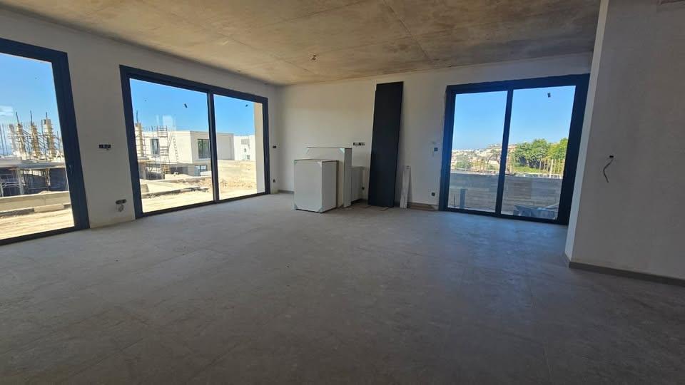 For Sale 3 BR villa with sea view, heated floor(provision)  for SALE in Geroskipou -Delivery 3-4m: https://www.facebook.com/marketplace/item/699122345981800 (www.facebook.com)
