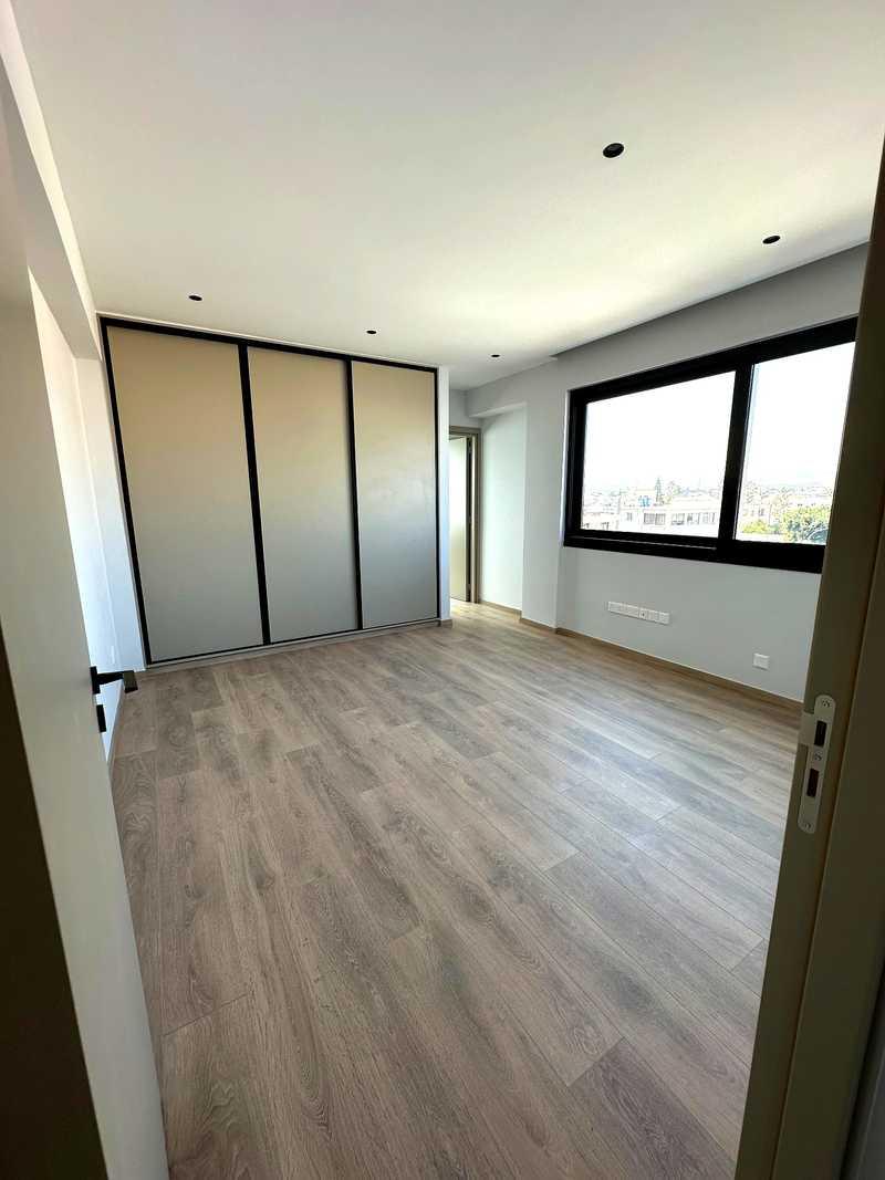 3-bedroom apartment to rent: https://www.bazaraki.com/adv/5798279_3-bedroom-apartment-to-rent (www.bazaraki.com)