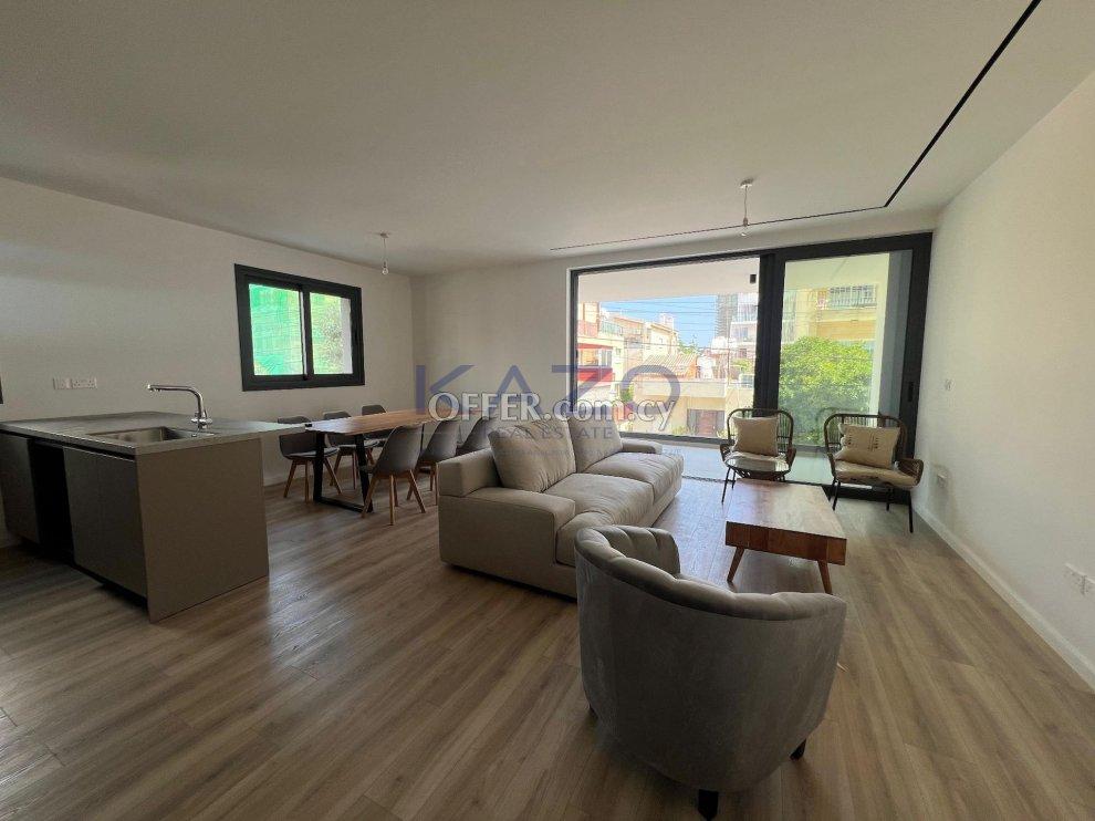 Modern Apartment for Sale in City Center Agia Zoni: https://www.offer.com.cy/en/modern-apartment-for-sale-in-city-center-agia-zoni/21-816440/ (www.offer.com.cy)