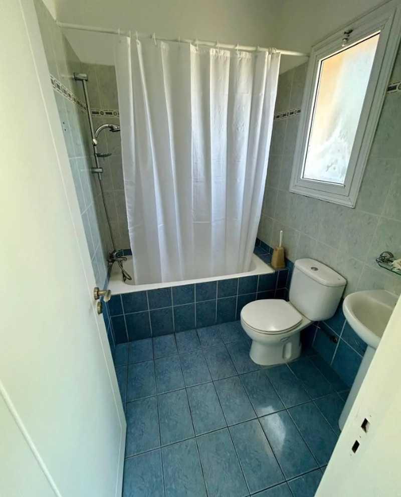 3-bedroom apartment to rent: https://www.bazaraki.com/adv/5797948_3-bedroom-apartment-to-rent (www.bazaraki.com)