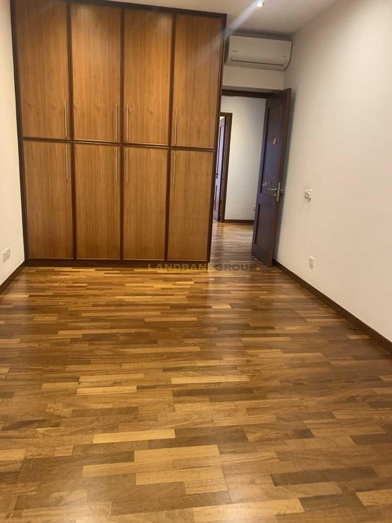 5-bedroom detached house for sale: https://www.bazaraki.com/adv/5790572_5-bedroom-detached-house-for-sale (www.bazaraki.com)