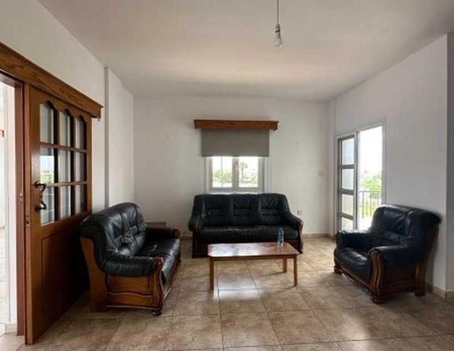 3-bedroom detached house to rent: https://www.bazaraki.com/adv/5795269_3-bedroom-detached-house-to-rent (www.bazaraki.com)