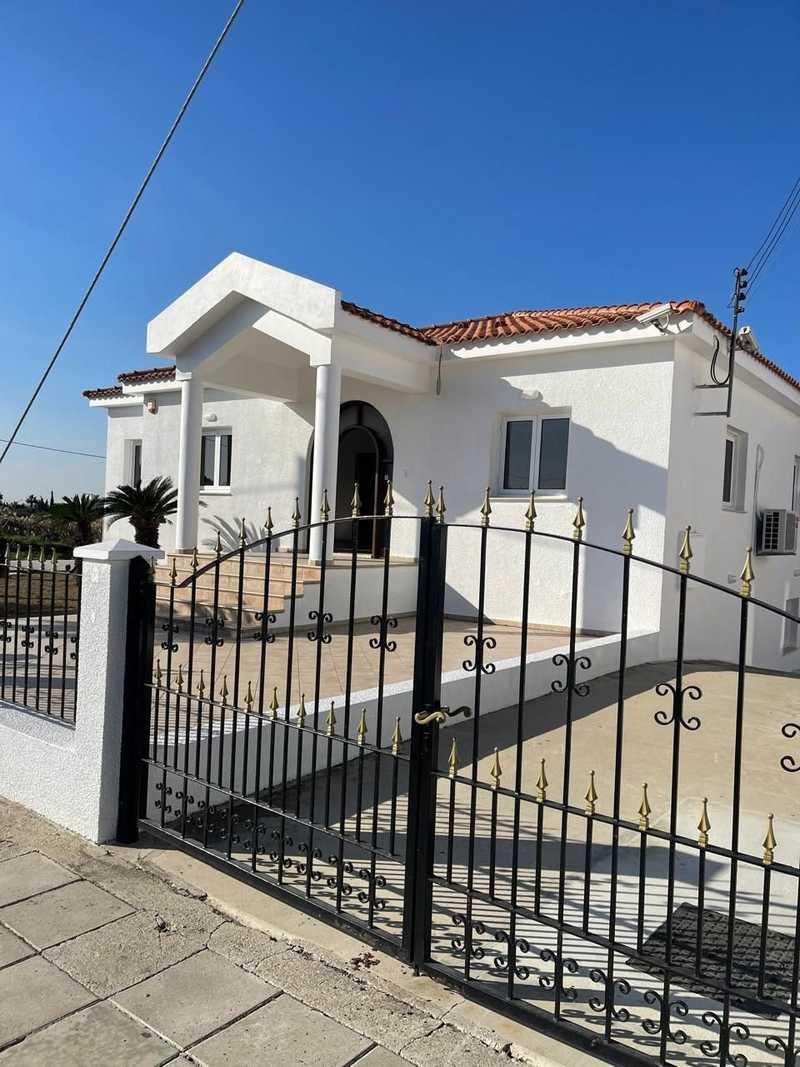 3-bedroom detached house to rent: https://www.bazaraki.com/adv/5798356_3-bedroom-detached-house-to-rent (www.bazaraki.com)