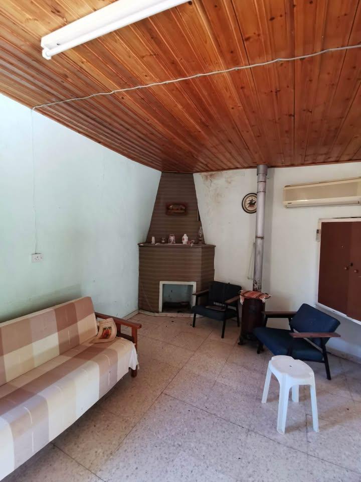 Traditional 4+ bedroom village house: https://www.facebook.com/marketplace/item/1380877393119258 (www.facebook.com)