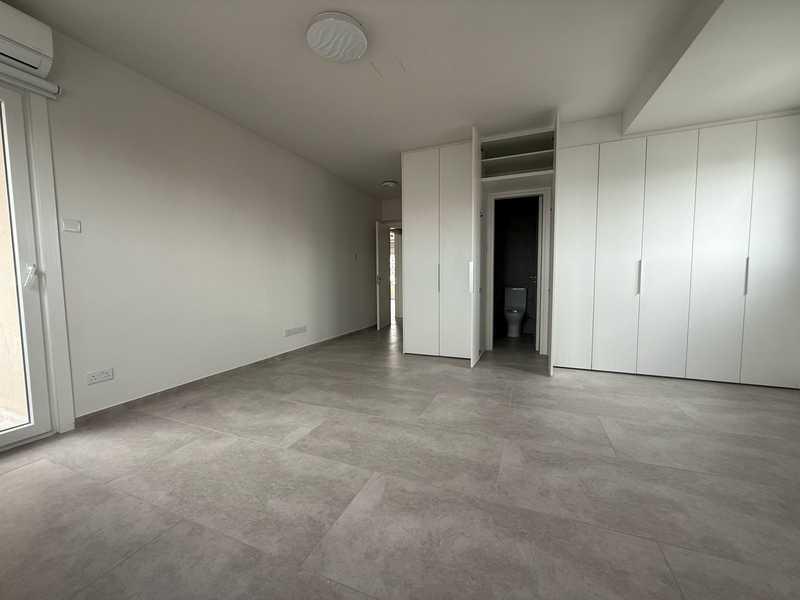 3-bedroom apartment to rent: https://www.bazaraki.com/adv/5798680_3-bedroom-apartment-to-rent (www.bazaraki.com)