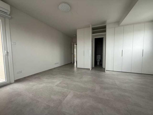 3-bedroom apartment to rent: https://www.bazaraki.com/adv/5798680_3-bedroom-apartment-to-rent (www.bazaraki.com)