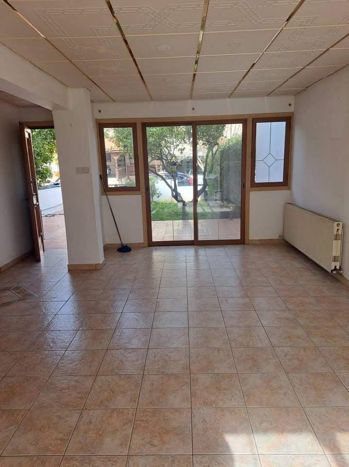 House for sale Latsia: https://www.facebook.com/marketplace/item/523999637315895 (www.facebook.com)