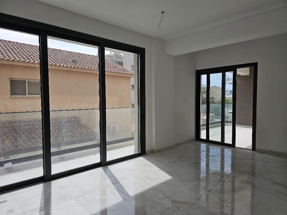 New 2-bedroom flat in Limassol №153673: https://dom.com.cy/en/catalog/rent/153673/ (dom.com.cy)