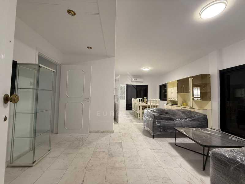 3-bedroom apartment to rent: https://www.bazaraki.com/adv/5787025_3-bedroom-apartment-to-rent (www.bazaraki.com)