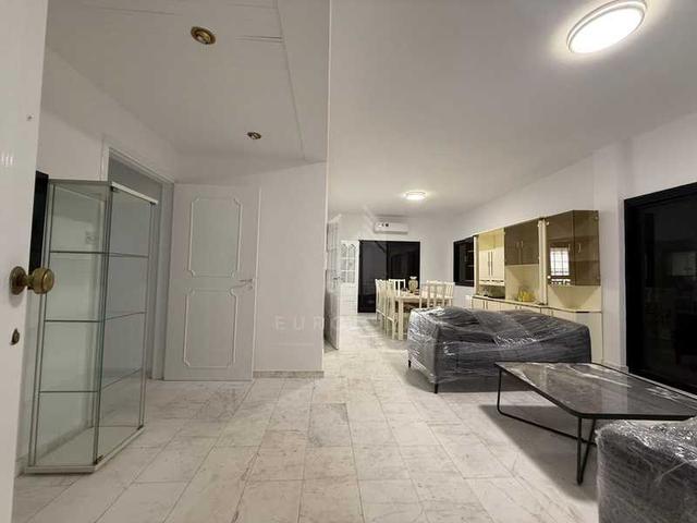 3-bedroom apartment to rent: https://www.bazaraki.com/adv/5787025_3-bedroom-apartment-to-rent (www.bazaraki.com)