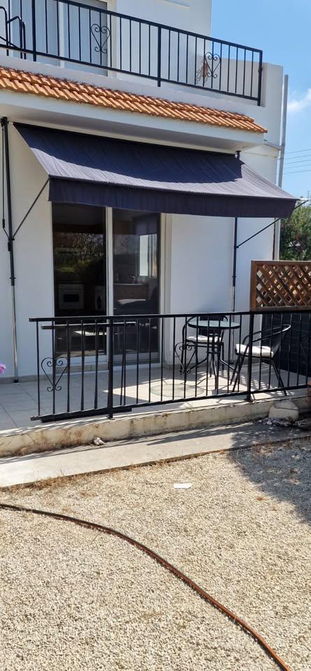 1 bedroom Peyia: https://www.facebook.com/marketplace/item/2222150261546578 (www.facebook.com)