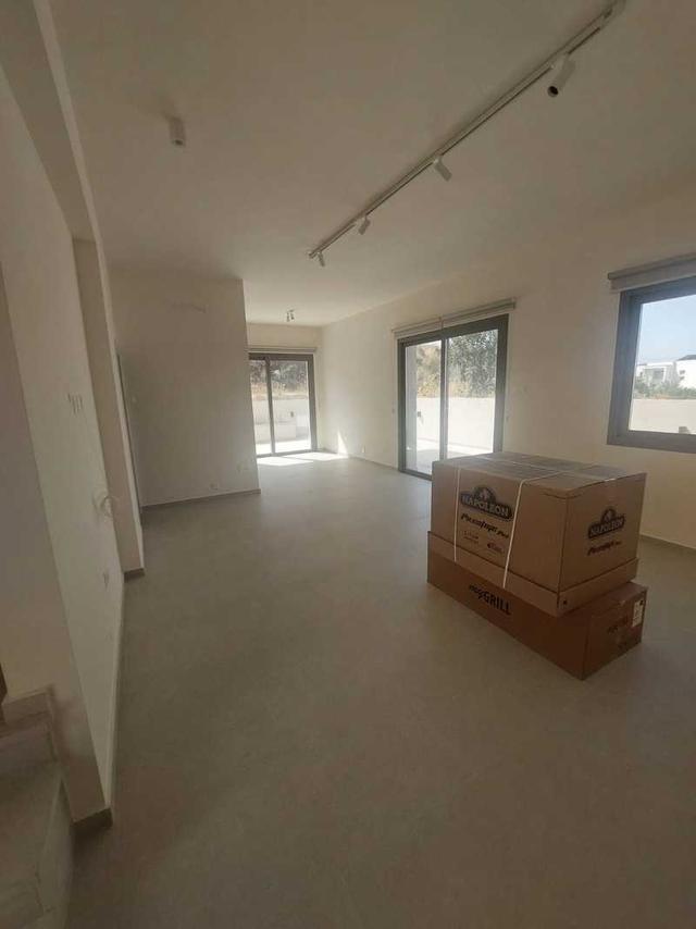 2-bedroom detached house to rent: https://www.bazaraki.com/adv/5795496_2-bedroom-detached-house-to-rent (www.bazaraki.com)