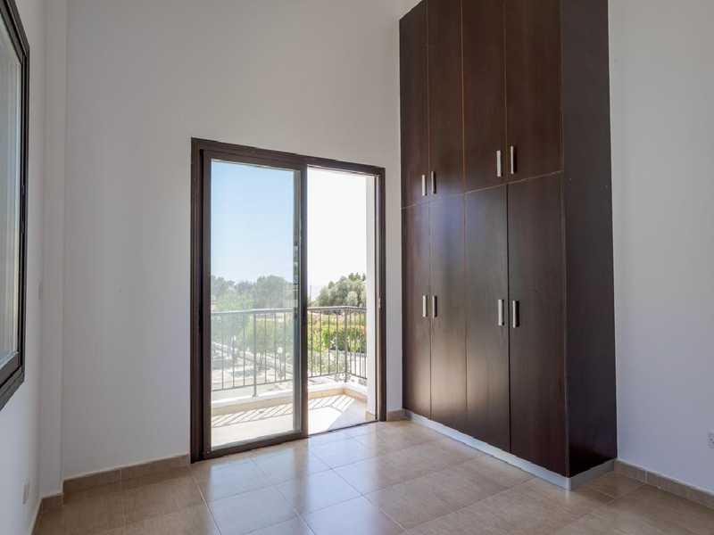 3-bedroom villa for sale: https://www.bazaraki.com/adv/5797339_3-bedroom-villa-for-sale (www.bazaraki.com)