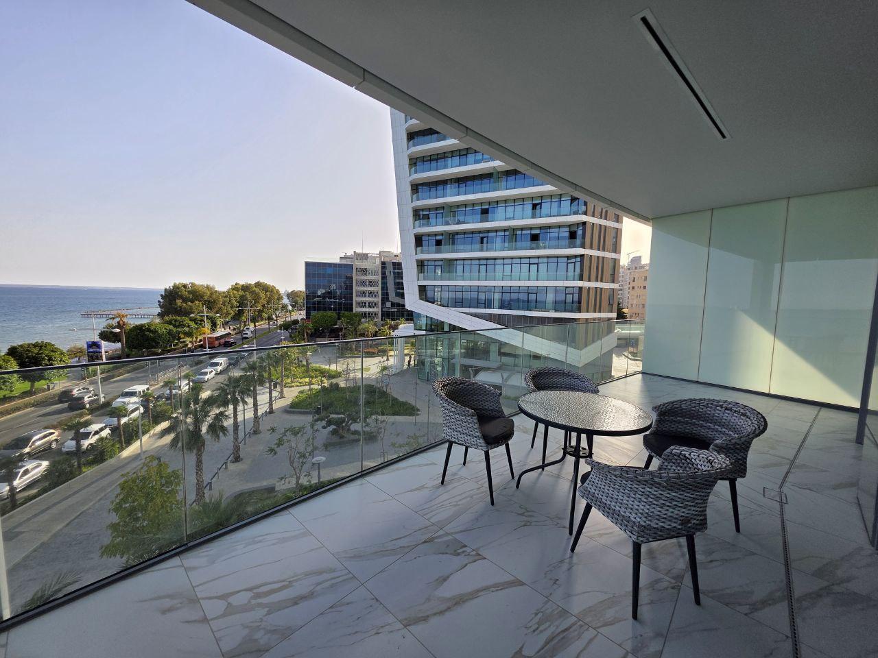 New 2-bedroom apartment in Limassol №152834: https://dom.com.cy/en/catalog/rent/152834/ (dom.com.cy)