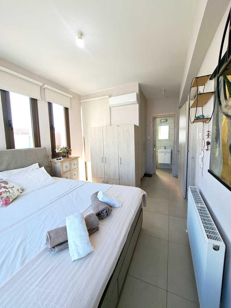 Luxury 3 bedroom villa with a pool: https://www.bazaraki.com/adv/5795930_luxury-3-bedroom-villa-with-a-pool (www.bazaraki.com)
