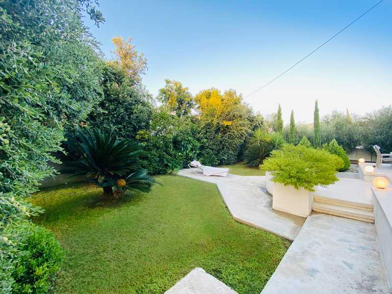 3-bedroom villa to rent: https://www.bazaraki.com/adv/5797025_3-bedroom-villa-to-rent (www.bazaraki.com)