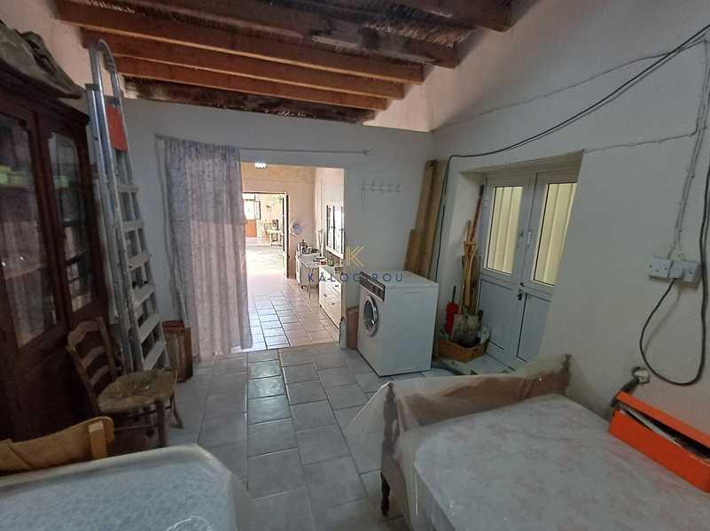 4-bedroom semi-detached for sale: https://www.bazaraki.com/adv/5787352_4-bedroom-semi-detached-for-sale (www.bazaraki.com)
