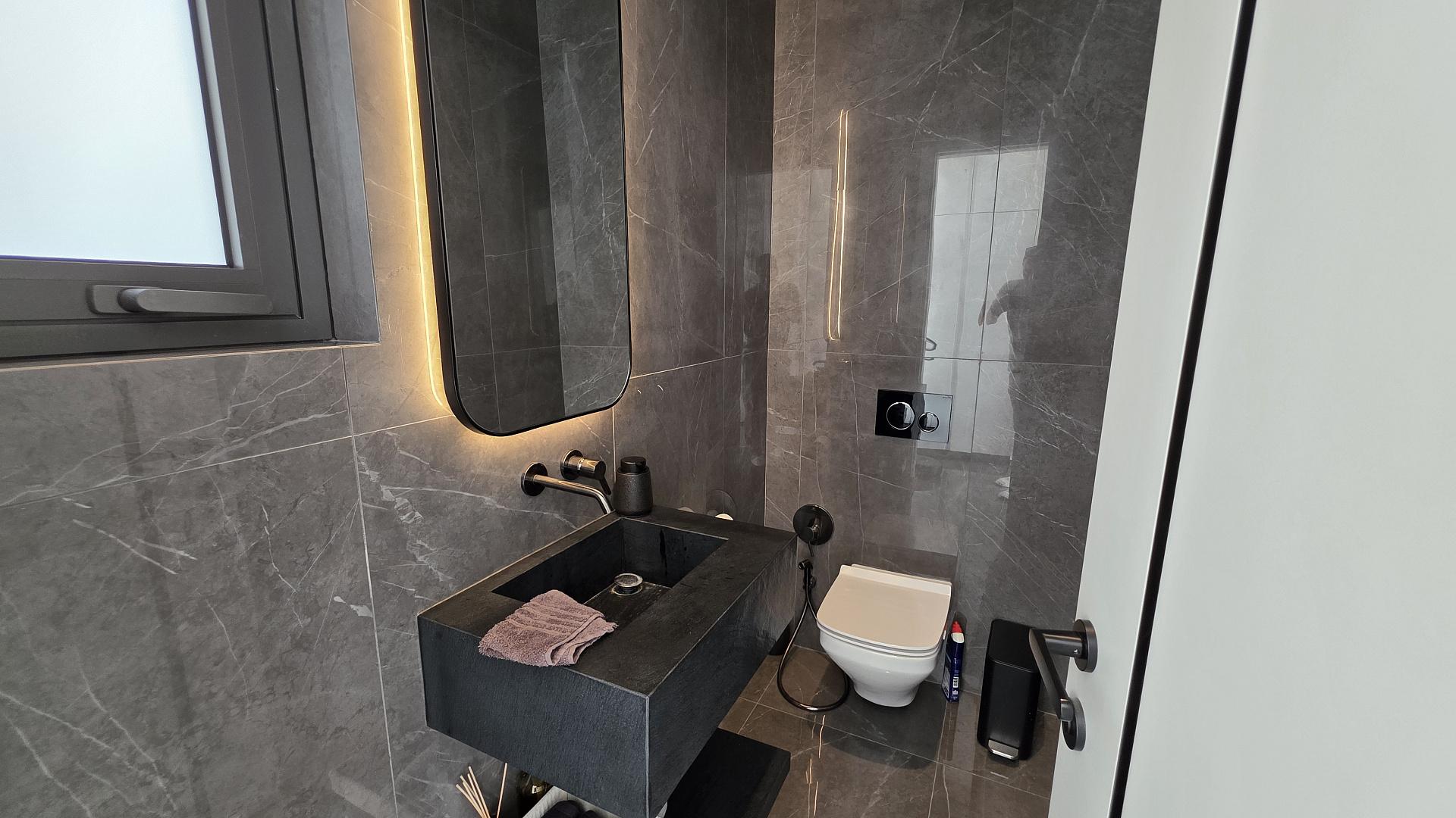 5-bedroom villa in Paphos № 152717: https://dom.com.cy/en/catalog/sale/152717/ (dom.com.cy)