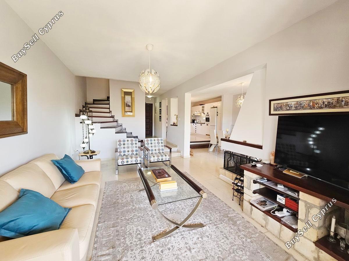 4 Bedroom Town house for sale in Tala, Paphos: https://www.buysellcyprus.com/property-for-sale/paphos/tala/4-bed-town-house-for-sale-tala-paphos-1796212.html (www.buysellcyprus.com)