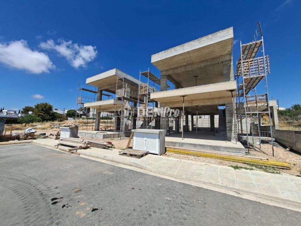 House For Sale in Emba, Paphos - DP4814: https://www.offer.com.cy/en/house-for-sale-in-emba-paphos-dp4814/21-816137/ (www.offer.com.cy)