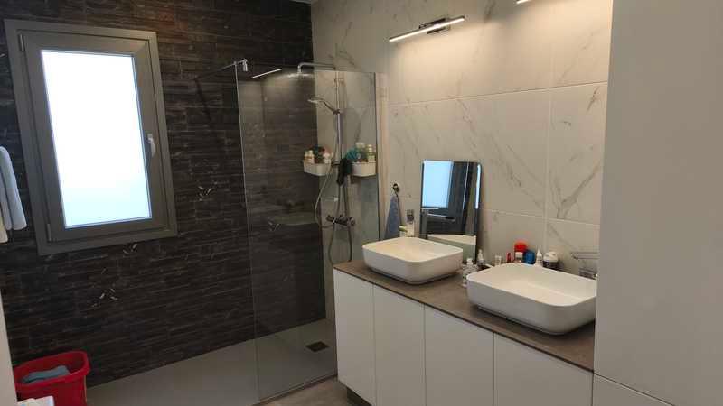 5-bedroom detached house for sale: https://www.bazaraki.com/adv/5786449_5-bedroom-detached-house-for-sale (www.bazaraki.com)