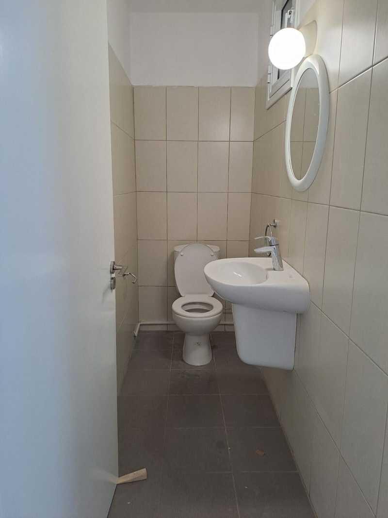 3-bedroom semi-detached to rent: https://www.bazaraki.com/adv/5799450_3-bedroom-semi-detached-to-rent (www.bazaraki.com)