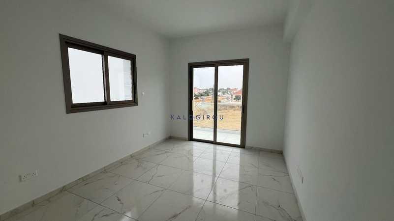 3-bedroom semi-detached for sale: https://www.bazaraki.com/adv/5764813_3-bedroom-semi-detached-for-sale (www.bazaraki.com)