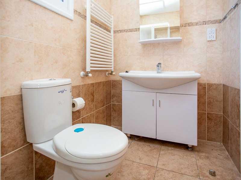4-bedroom villa for sale: https://www.bazaraki.com/adv/5797316_4-bedroom-villa-for-sale (www.bazaraki.com)