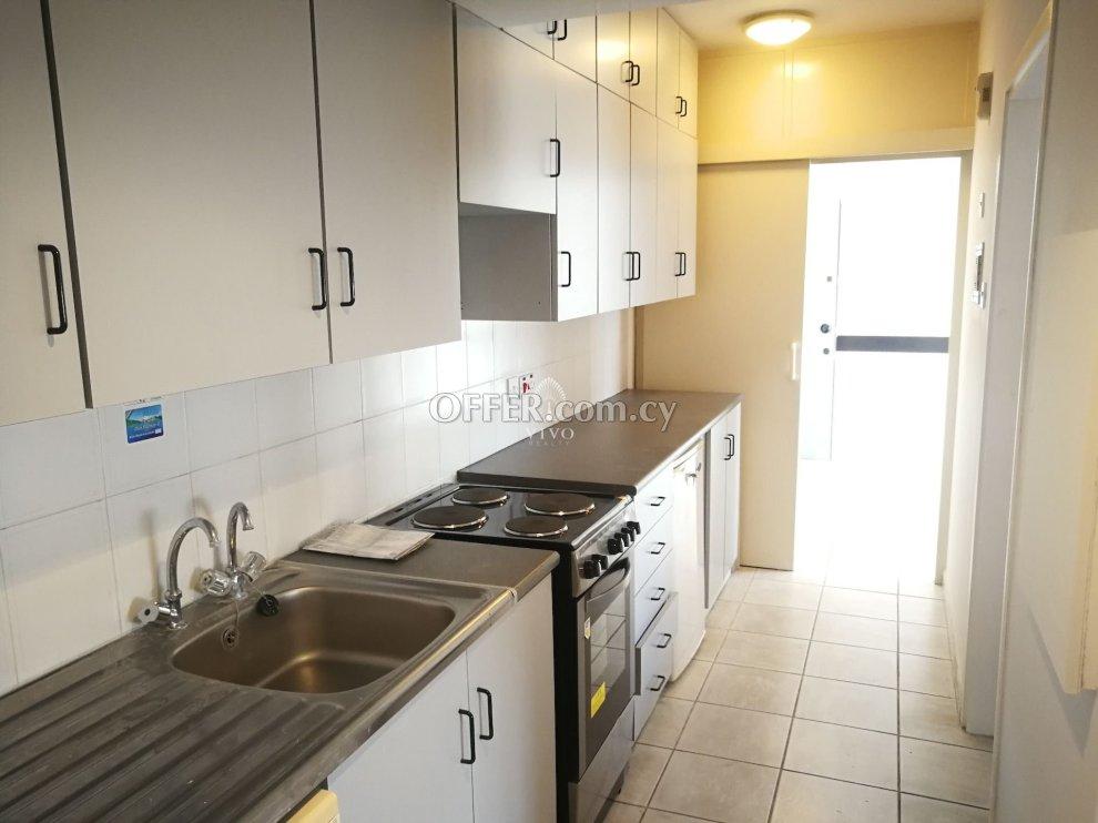 TWO BEDROOM APARTMENT IN CENTER LIMASSOL: https://www.offer.com.cy/en/two-bedroom-apartment-in-center-limassol/21-816796/ (www.offer.com.cy)