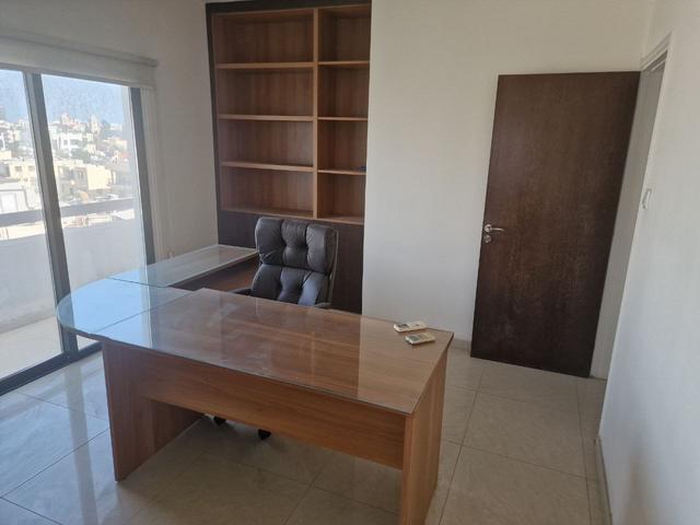 Office in Larnaca №154227: https://dom.com.cy/en/catalog/rent/154227/ (dom.com.cy)